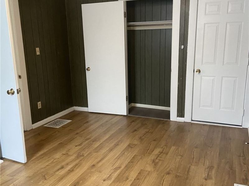 3322 Daisy Avenue, Cleveland, OH 44109 Photo 7