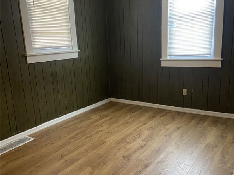 3322 Daisy Avenue, Cleveland, OH 44109 Photo 8