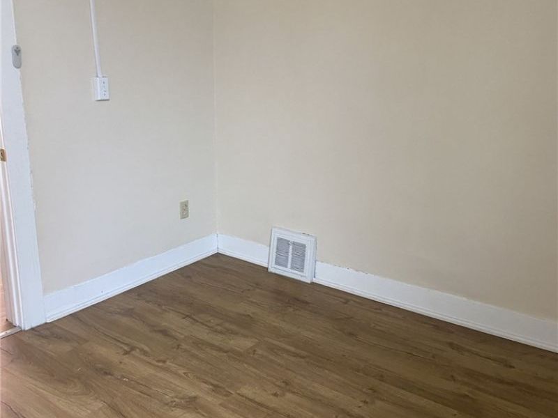 3322 Daisy Avenue, Cleveland, OH 44109 Photo 9