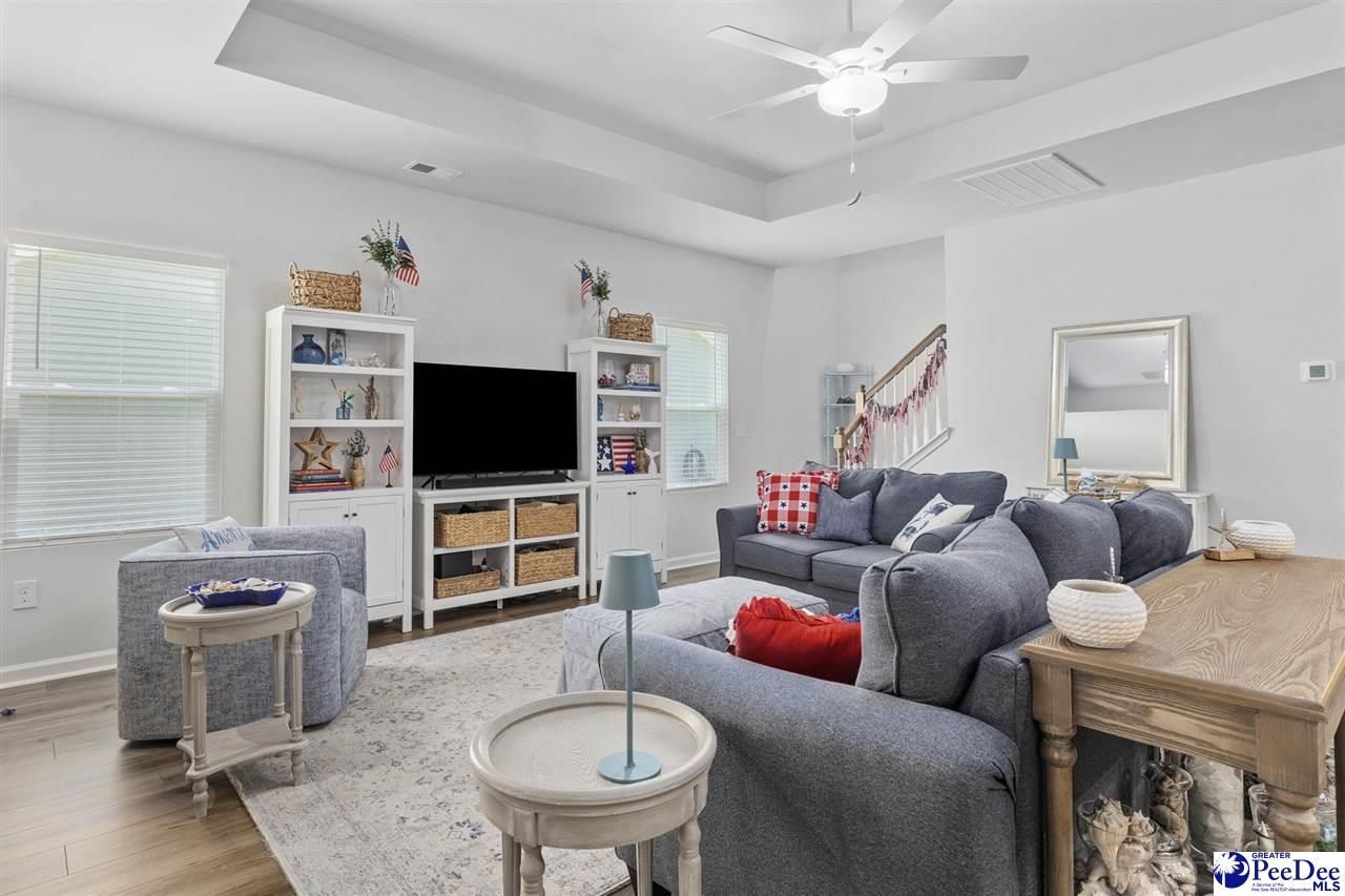 115 Hancher Dr Photo 7