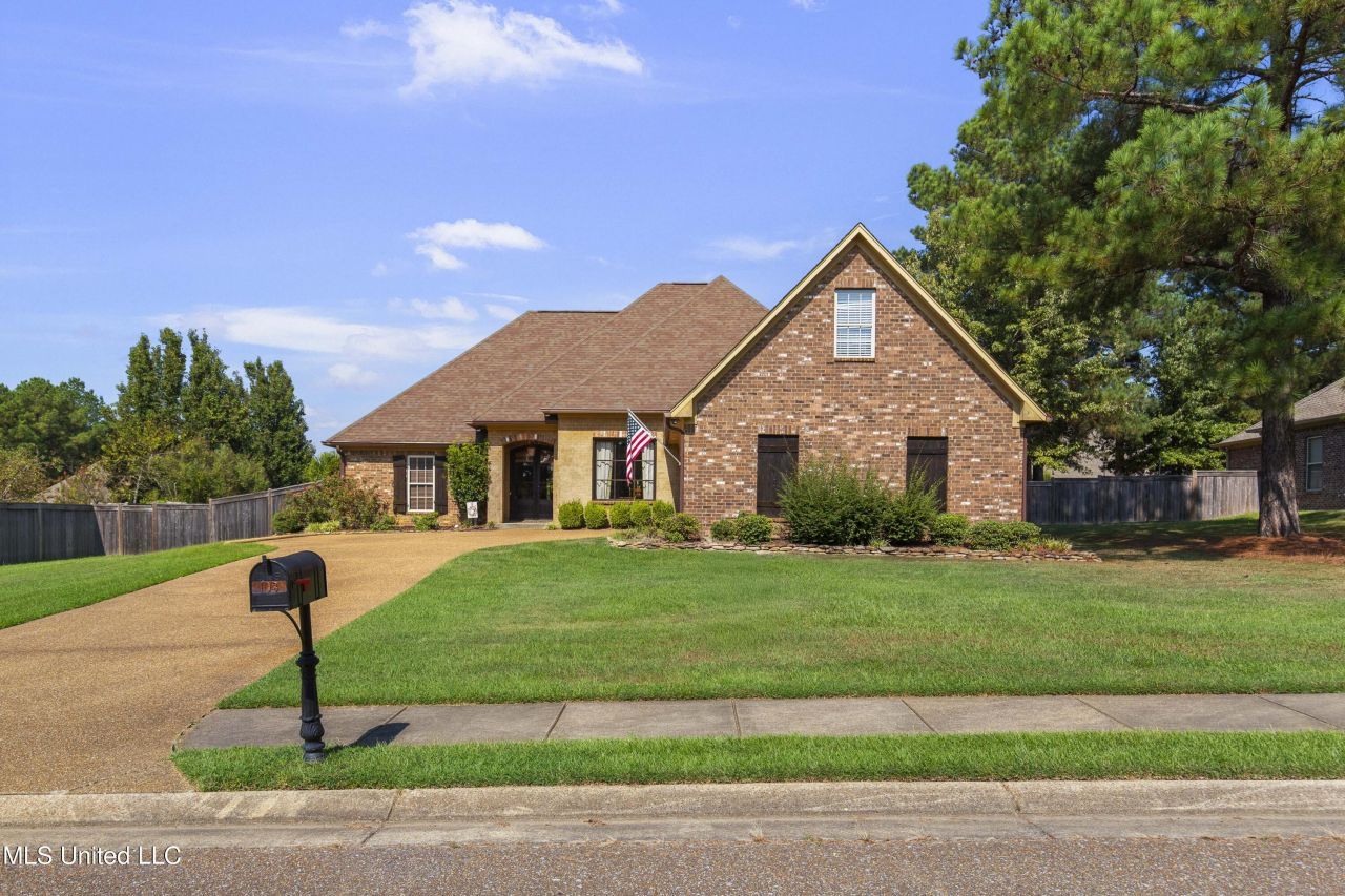 103 Elm Court, Madison, MS 39110 Main Photo
