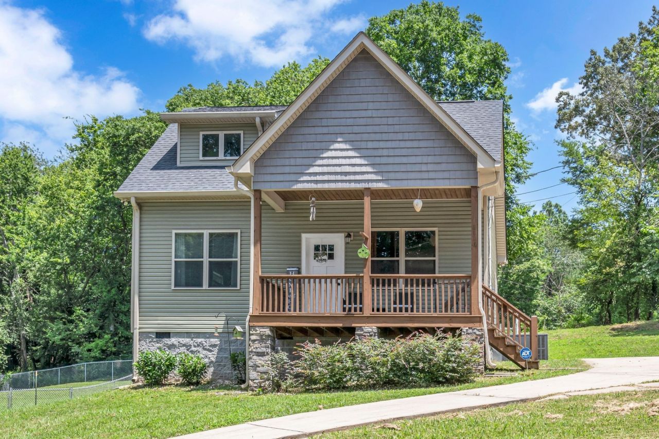 1116 Taylor Town Rd White Bluff, TN 37187