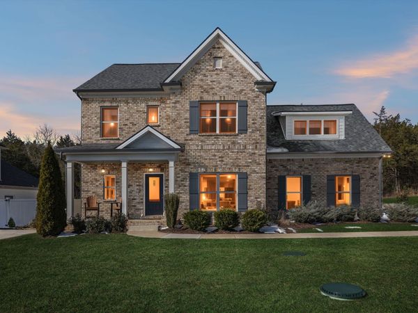 1011 Owen Layne Dr, Murfreesboro, TN 37129