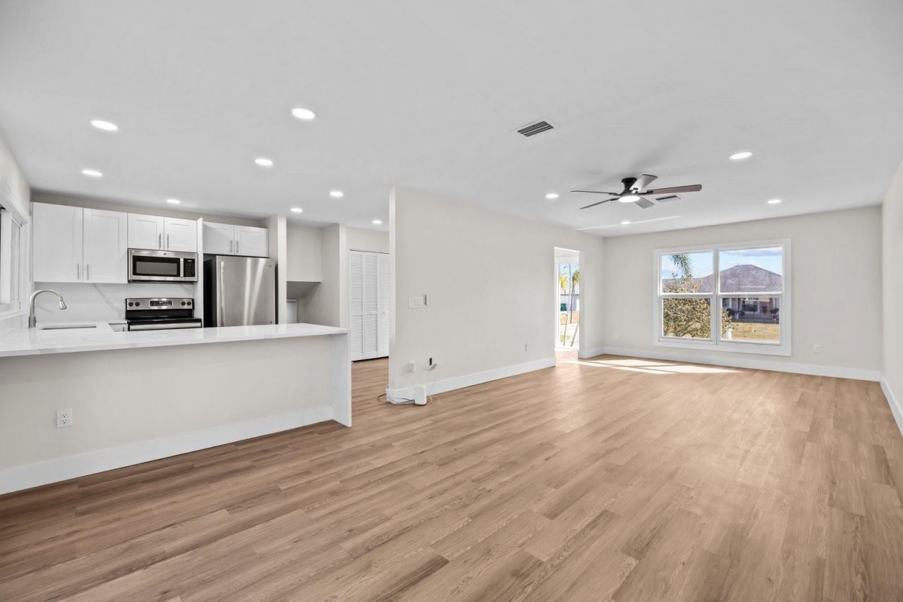 2450 SE Alden St, Port Saint Lucie, FL 34984 Photo