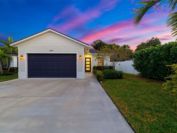 6810 Church Street, Jupiter, FL 33458