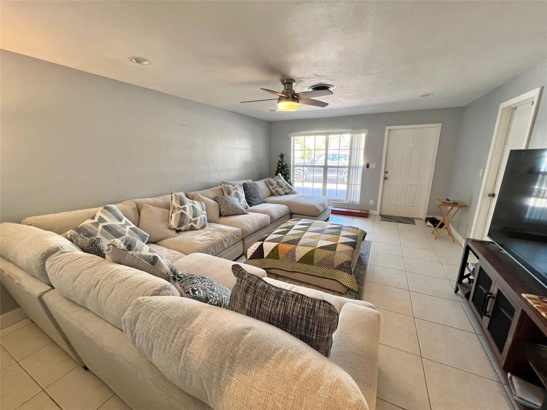 1610-1612 NE 56th Street, Fort Lauderdale, FL 33334 Photo