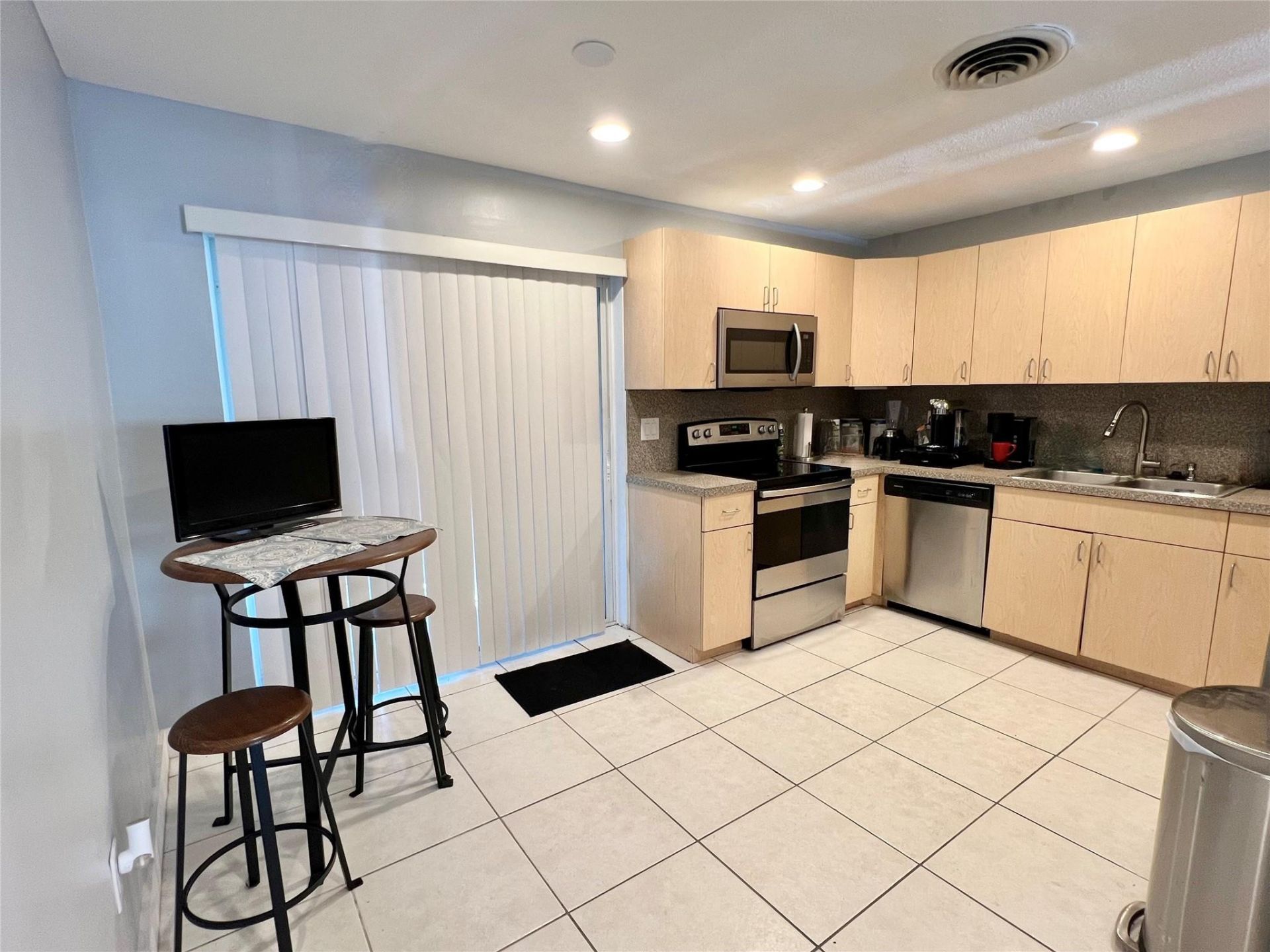 1610-1612 NE 56th Street, Fort Lauderdale, FL 33334 Photo