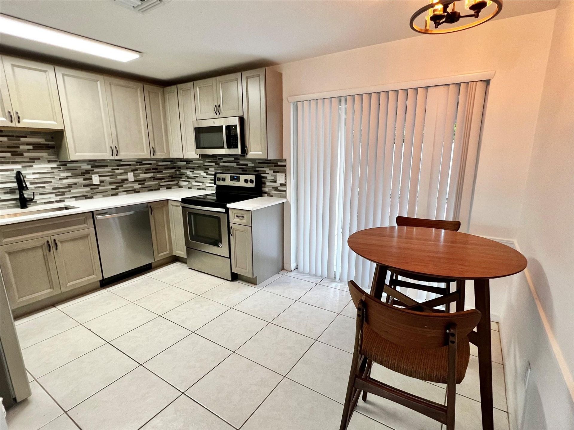1610-1612 NE 56th Street, Fort Lauderdale, FL 33334 Photo