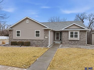 1823 SW 38th Street, Lincoln, NE 68522