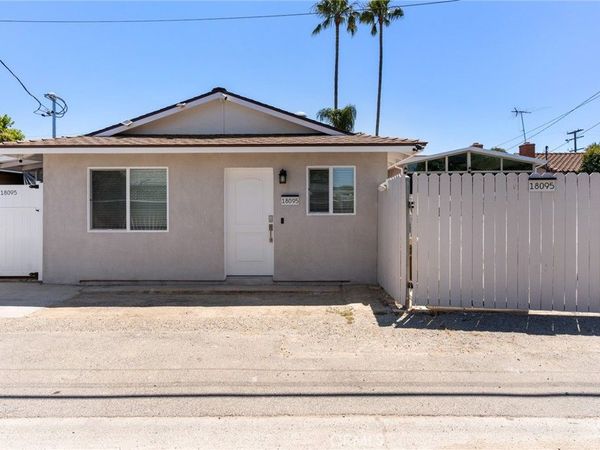 18095 Newland, Huntington Beach, CA 92646
