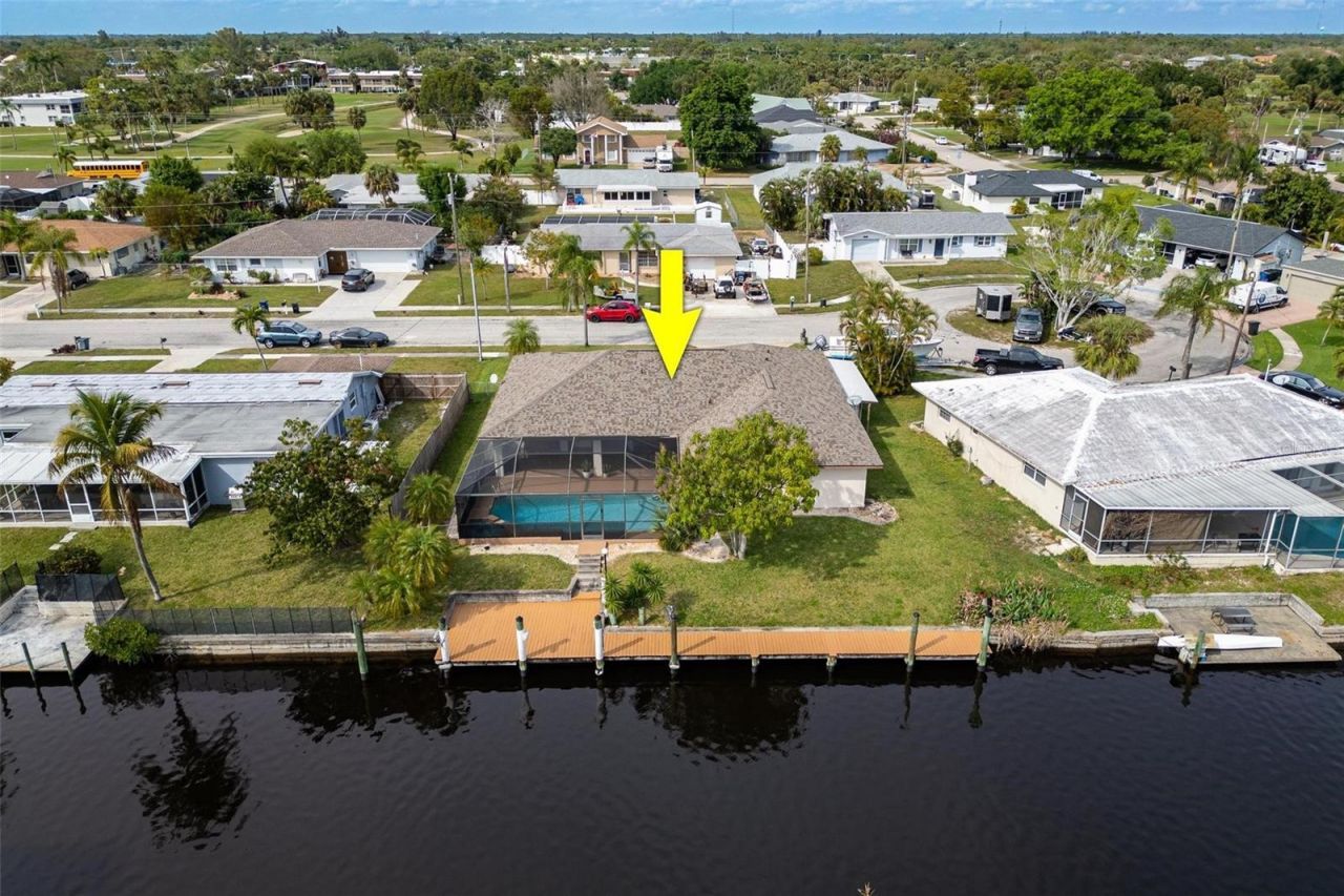 1719 W Bluewater Terrace, North Fort Myers, FL 33903 Photo
