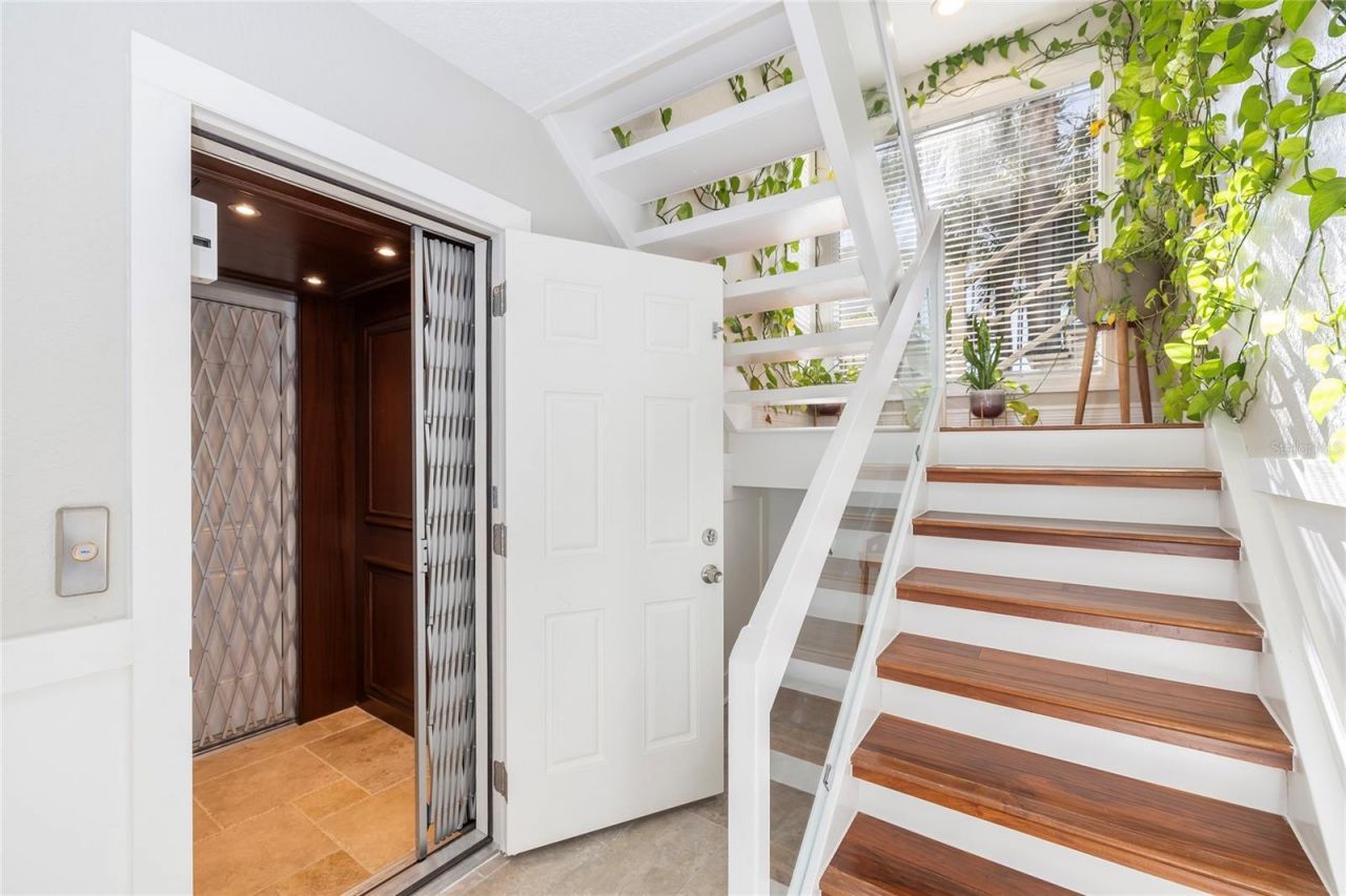 1745 Oyster Point Way, Palm Harbor, FL 34683 Photo