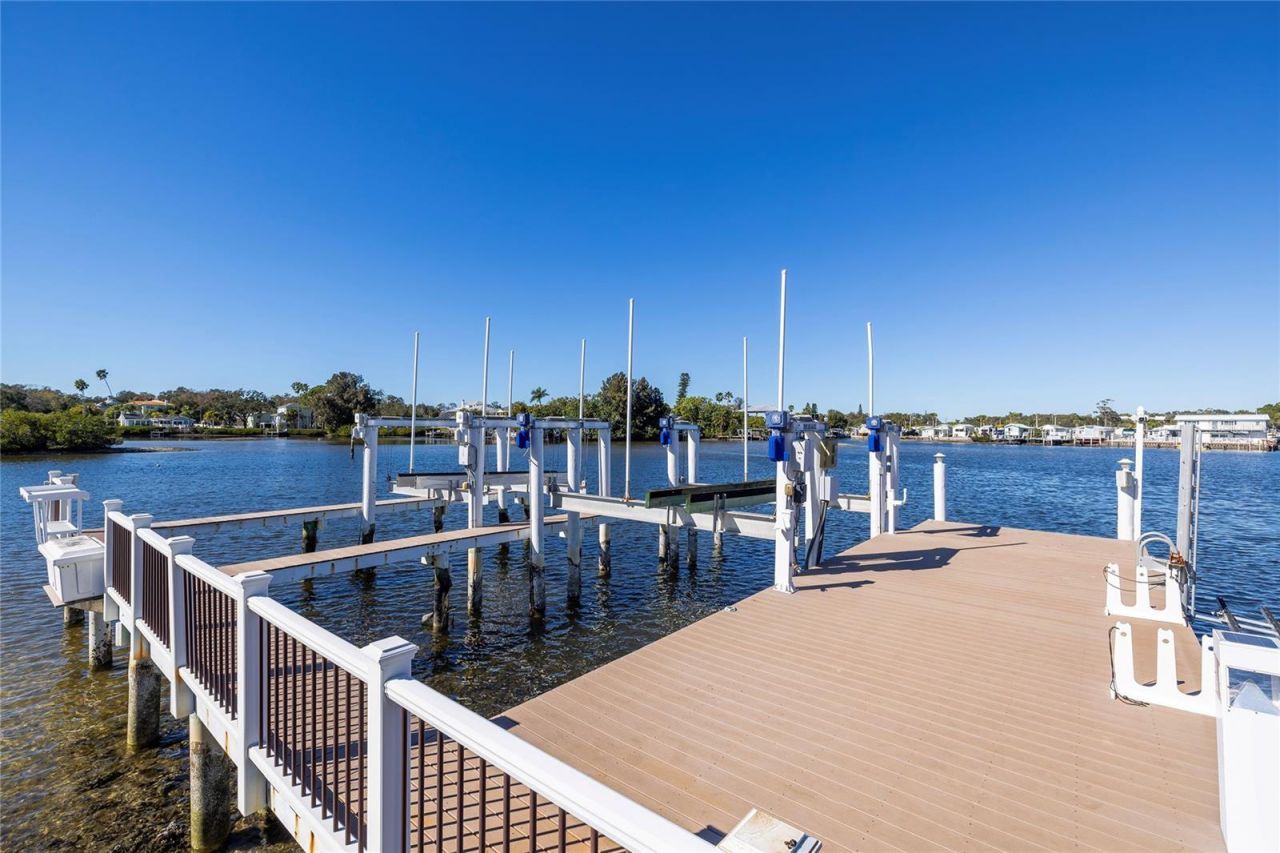 1745 Oyster Point Way, Palm Harbor, FL 34683 Photo