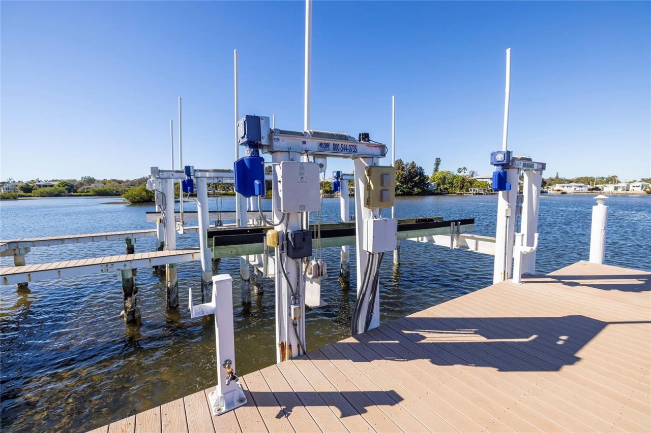 1745 Oyster Point Way, Palm Harbor, FL 34683 Photo