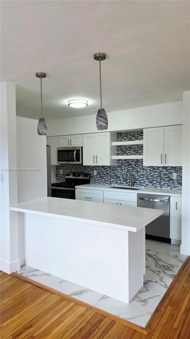 2440 SW 64th Ave, Miami, FL 33155 Photo