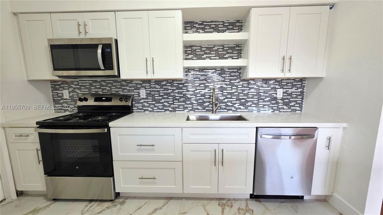 2440 SW 64th Ave, Miami, FL 33155 Photo