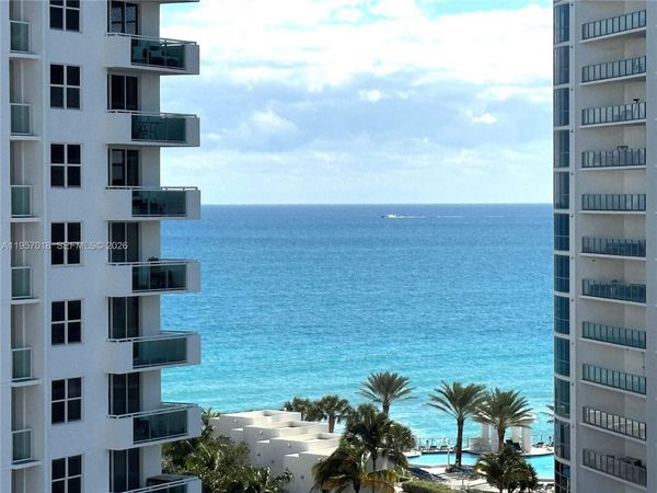 3000 S OCEAN DR, Unit 1006, Hollywood, FL 33019