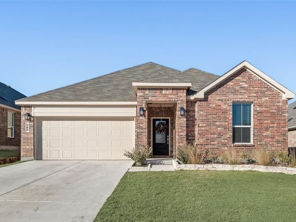 343 Sedalia Trail, Justin, TX 76247