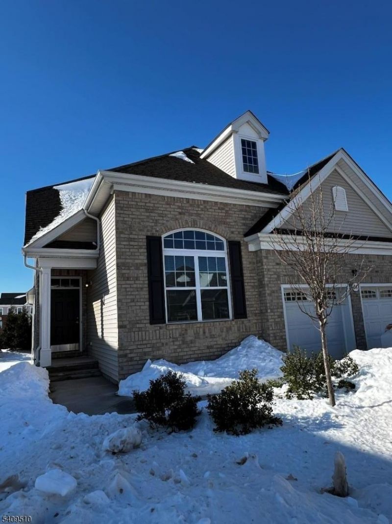 84 Norton Rd, Hillsborough, NJ 08844 Main Photo