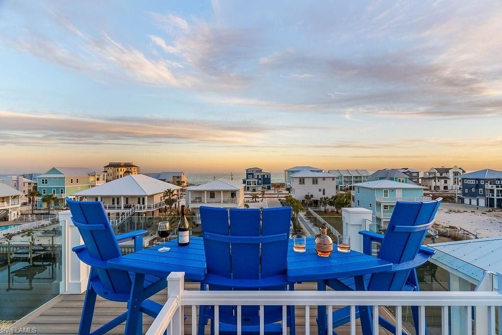 168 Chapel St, Fort Myers Beach, FL 33931 Photo
