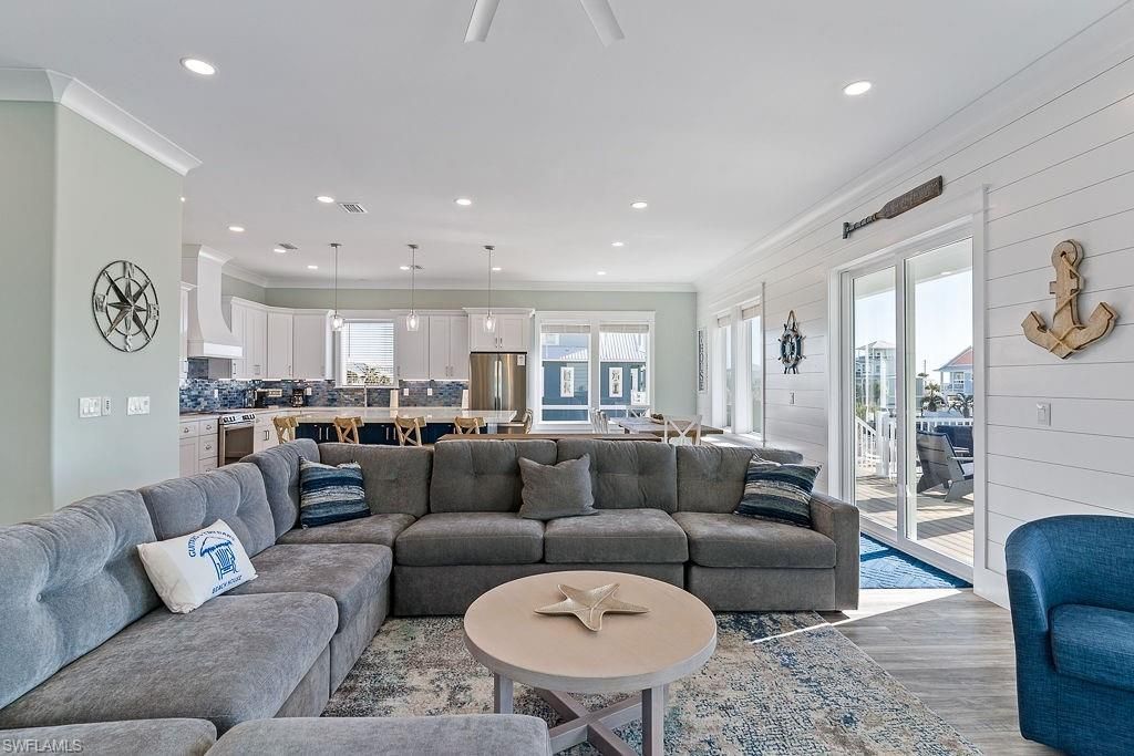 168 Chapel St, Fort Myers Beach, FL 33931 Photo