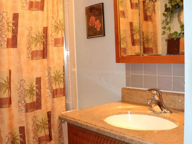 2251 Meridian Court, Columbus, OH 43232 Photo 13