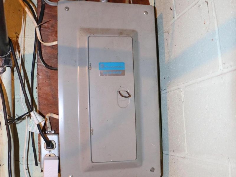 2251 Meridian Court, Columbus, OH 43232 Photo 20