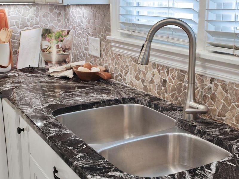 398 Fallis Road, Columbus, OH 43214 Photo 17