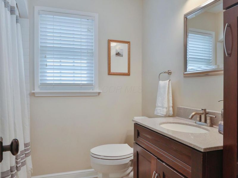 398 Fallis Road, Columbus, OH 43214 Photo 21