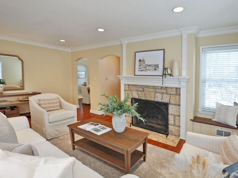 398 Fallis Road, Columbus, OH 43214 Photo 9