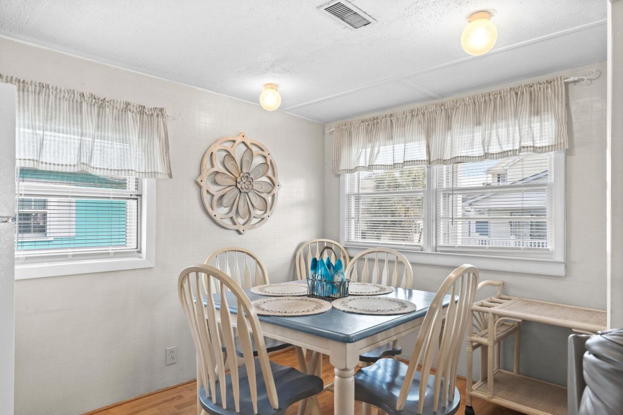 6001 - 5310 S Kings Hwy. Photo 22