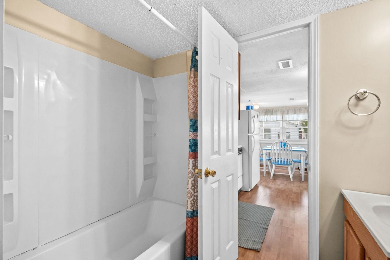 6001 - 5310 S Kings Hwy. Photo 31