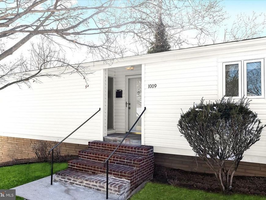 1009 Flagtree Lane, Baltimore, MD 21208 Main Photo