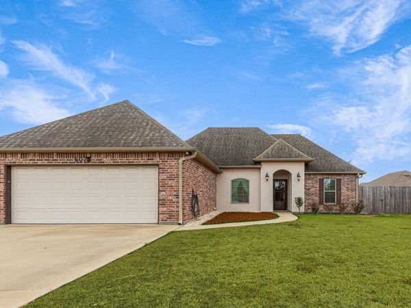 607 Barrow Street, New Iberia, LA 70563