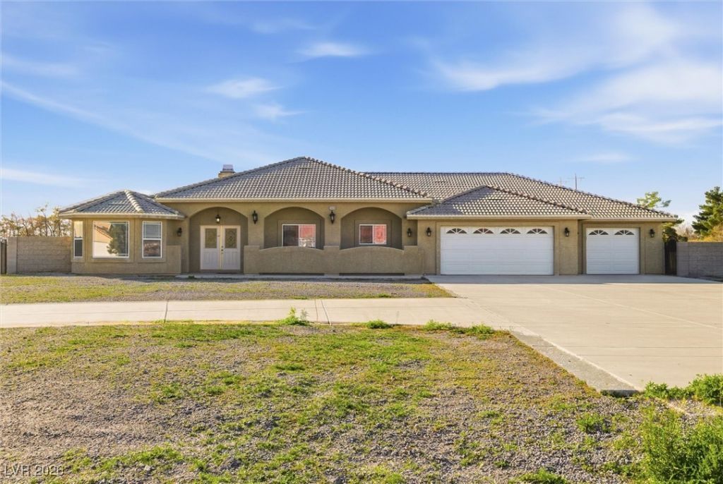 3020 Peggy Avenue, Pahrump, NV 89048 Main Photo