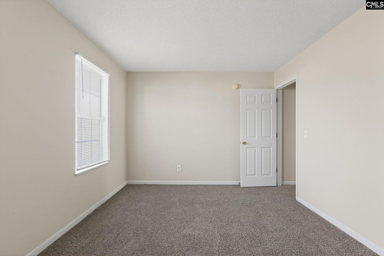 10 Sterling Ridge Court Photo 8