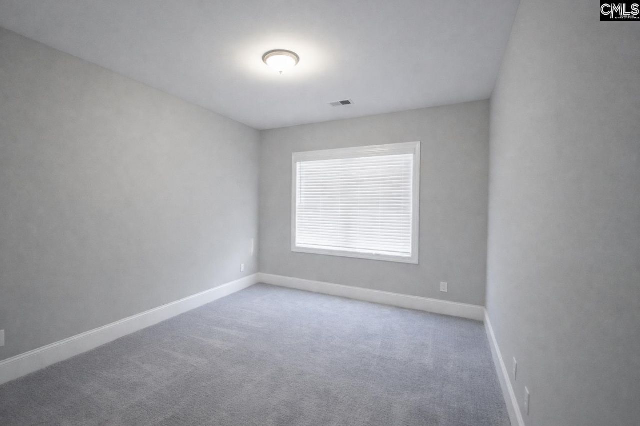 2019 Ludlow Place Photo 7