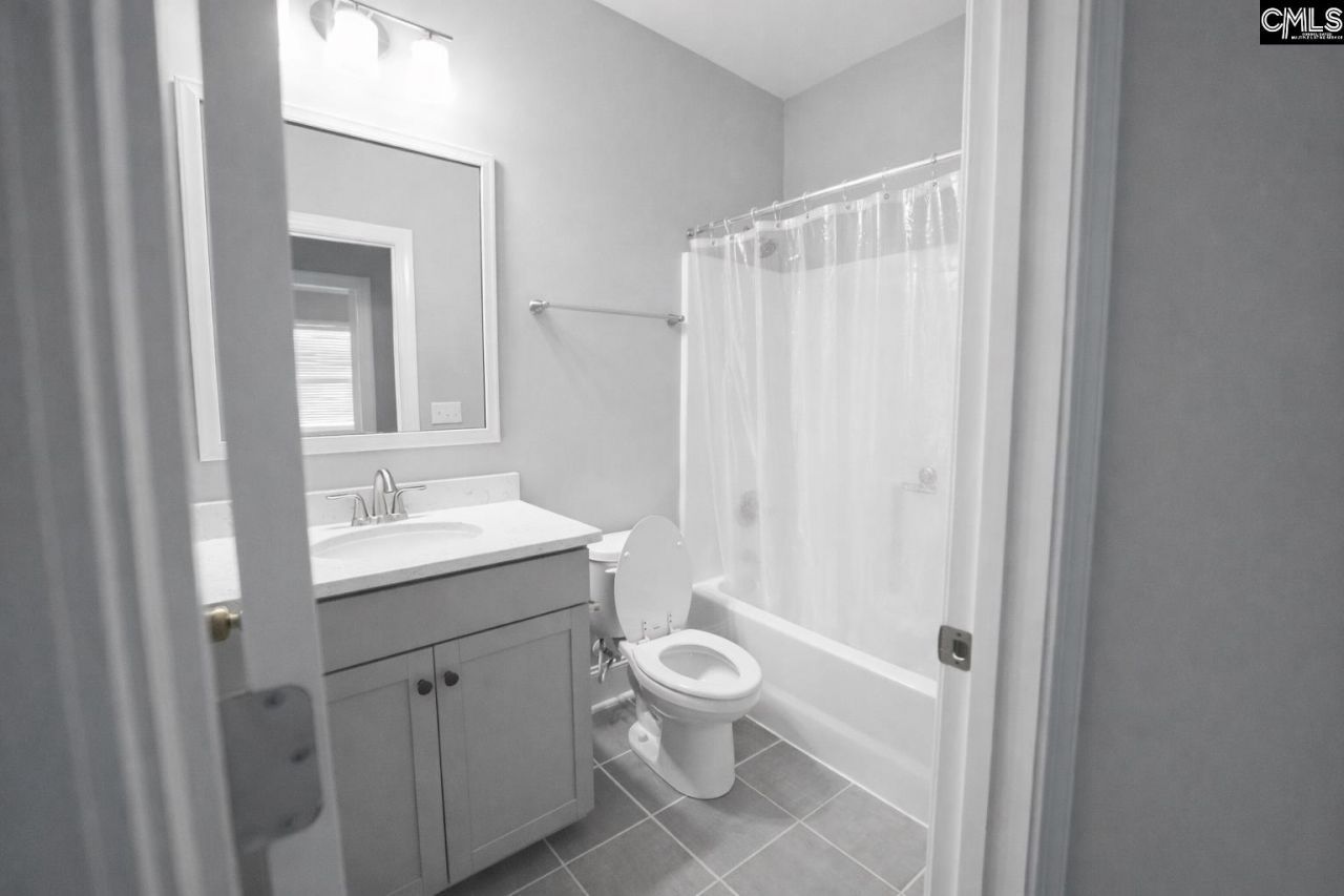 2019 Ludlow Place Photo 8