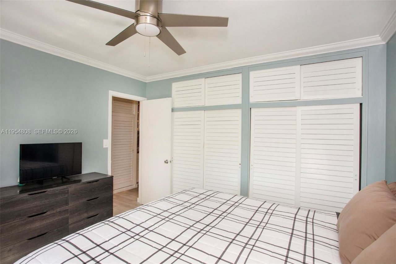 1850 S Ocean Dr, Unit 305, Fort Lauderdale, FL 33316 Photo