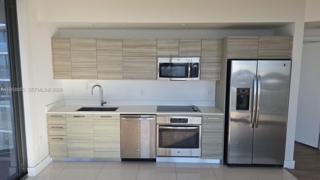 121 NE 34th St , Unit 2816, Miami, FL 33137 Photo