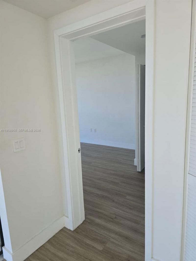 121 NE 34th St , Unit 2816, Miami, FL 33137 Photo