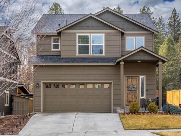 20297 SE Knightsbridge Place, Bend, OR 97702