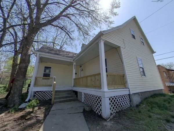 807 Broadway, Jefferson City, MO 65101