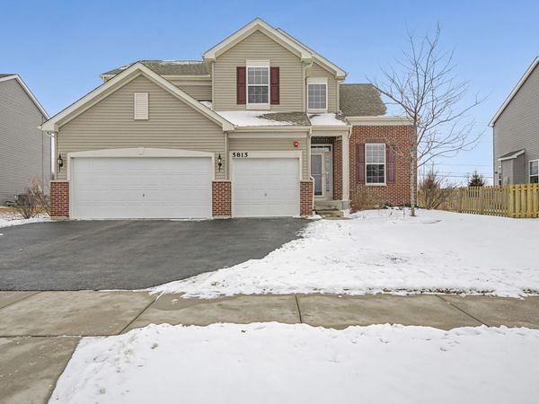 5815 Fairview Lane, Hoffman Estates, IL 60192