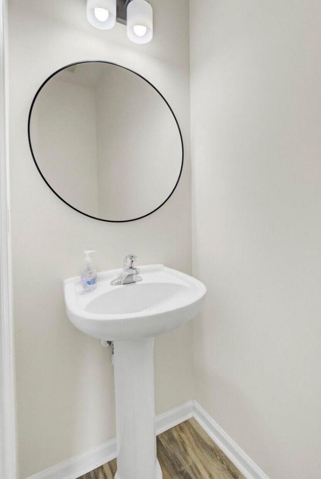 113 Black River Drive Photo 6