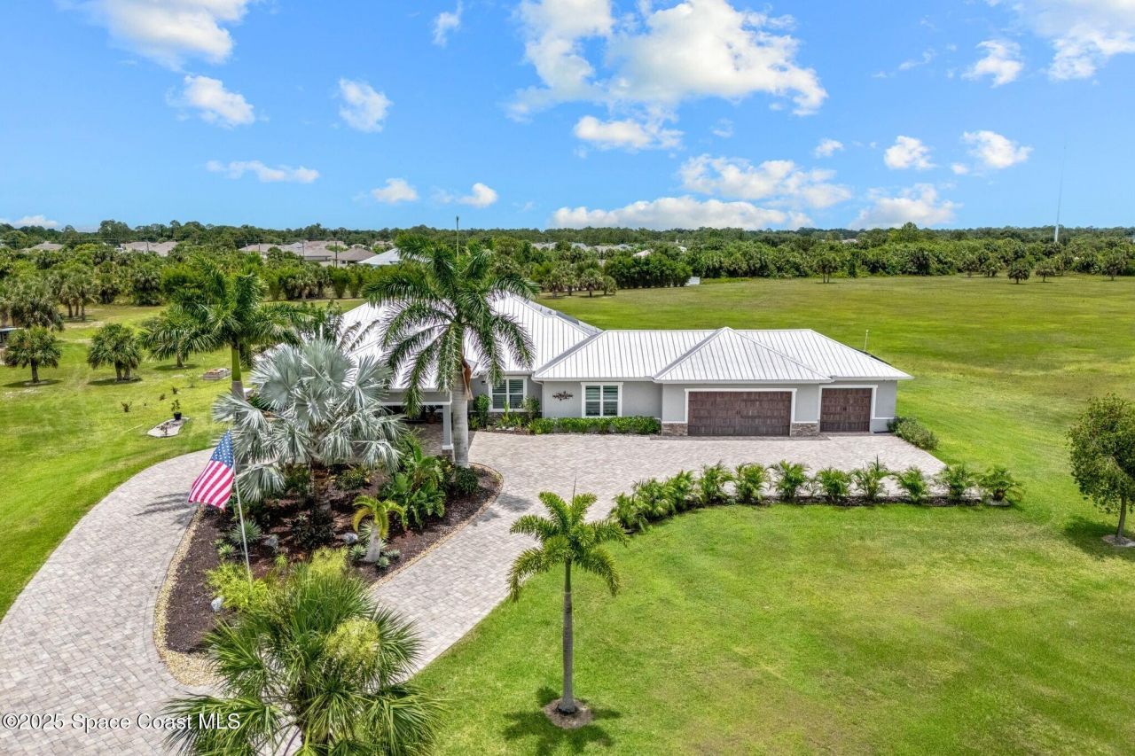 2141 Madden Avenue SW , Palm Bay, FL 32908 Photo