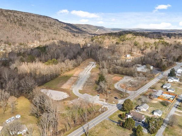 10623 Dayton Pike, Soddy Daisy, TN 37379