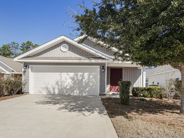 531 Earl Godwin Road, Freeport, FL 32439