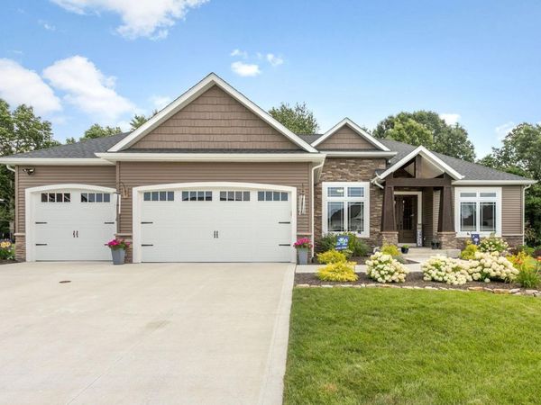 54706 Columbia Bay Drive, Osceola, IN 46561