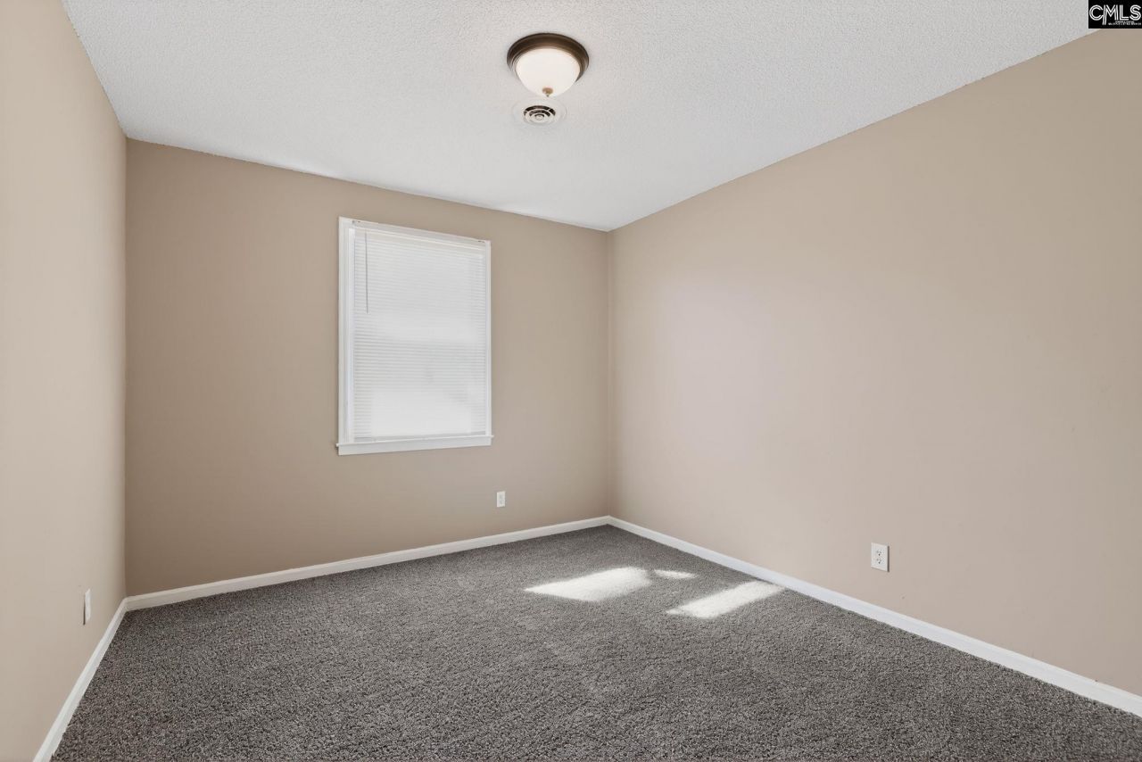 208 Quail Creek Drive Photo 14